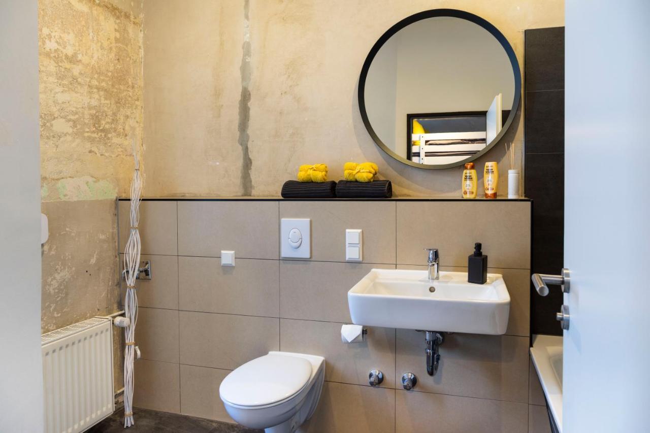 Shabby Chic Apartment +Freshly Furnished +Self Check-In Berlino Esterno foto