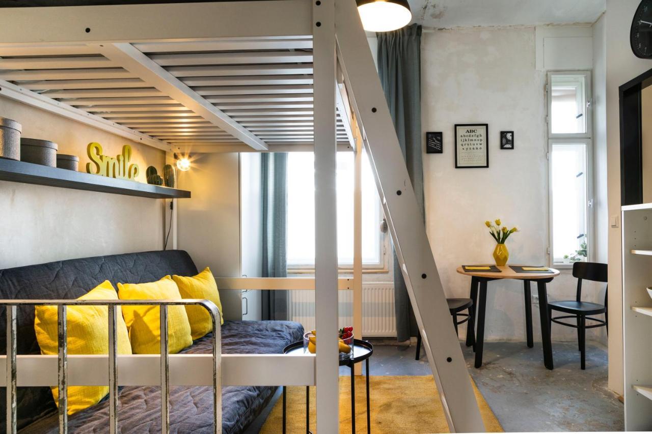 Shabby Chic Apartment +Freshly Furnished +Self Check-In Berlino Esterno foto